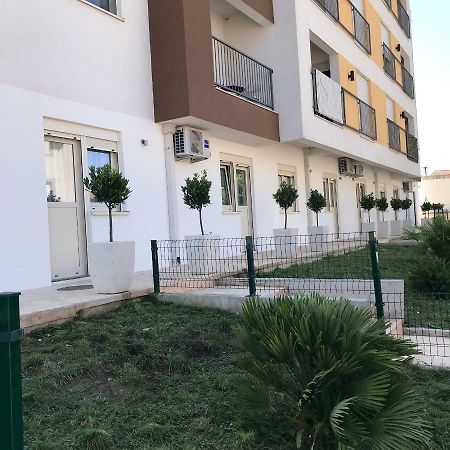 Helada Apartments Тиват Экстерьер фото