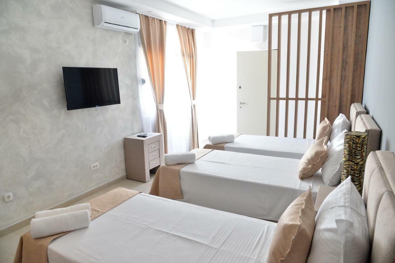 Helada Apartments Тиват Экстерьер фото