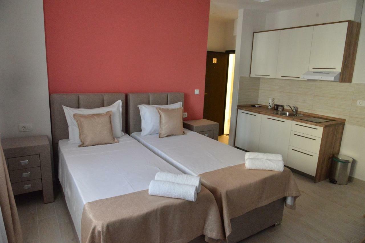 Helada Apartments Тиват Экстерьер фото