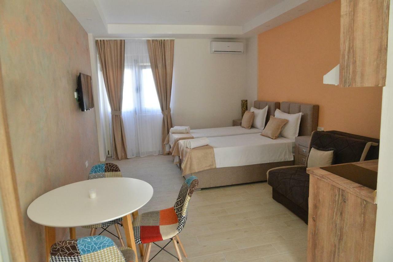 Helada Apartments Тиват Экстерьер фото