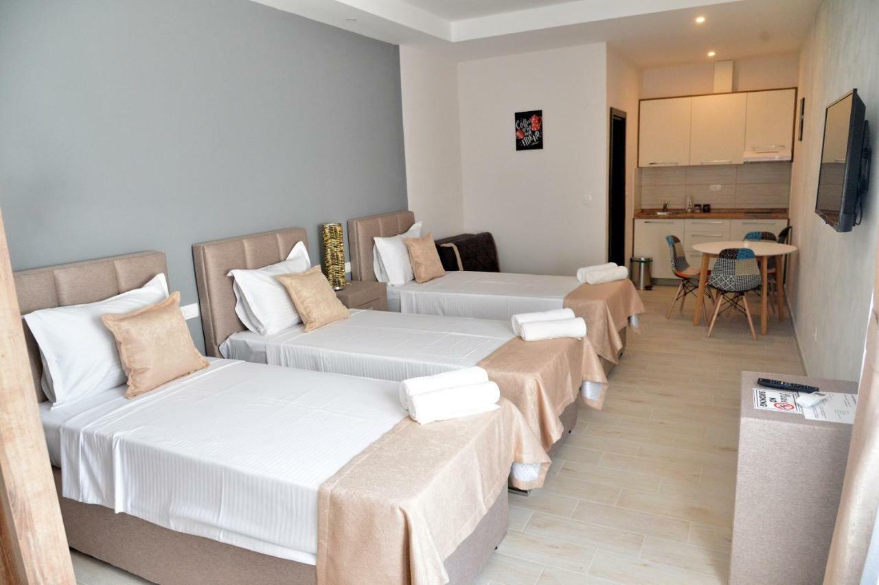 Helada Apartments Тиват Экстерьер фото